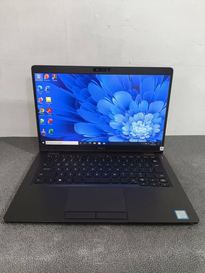 Laptop Dell Latitude 5300